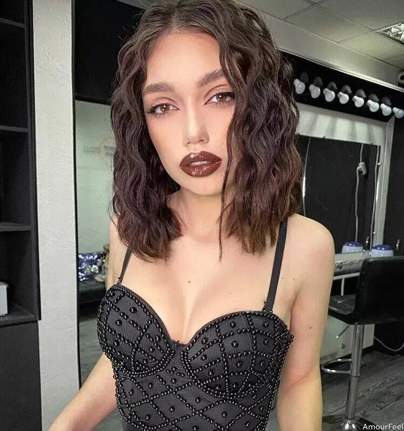 Olena Profile image 2