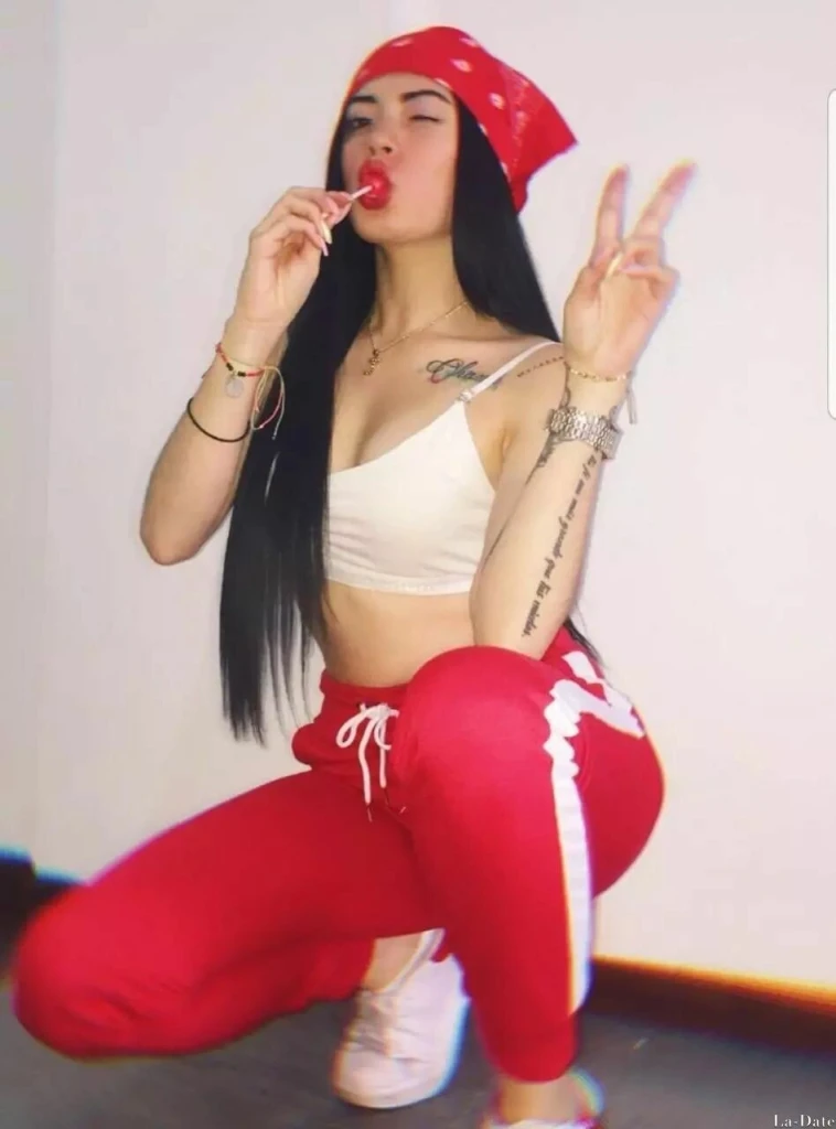 Karen Profile image 3