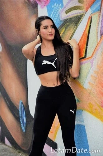 Carmen Profile image 1